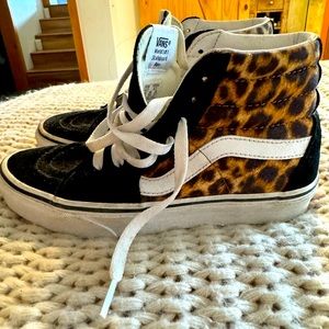 Women’s Vans.